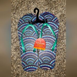 Juncture| NWT| Flip Flops
